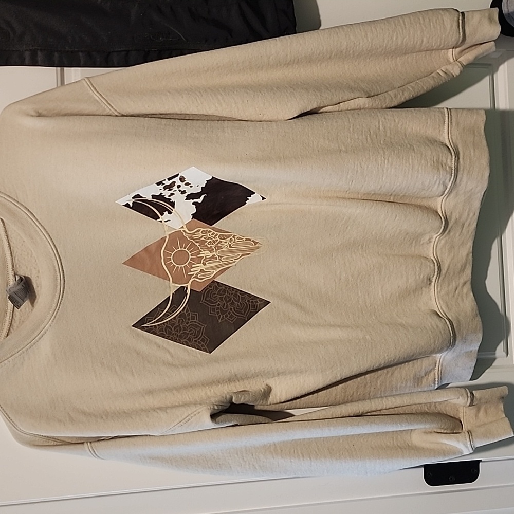 Sweatshirt